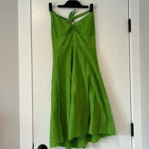 J. Crew Dresses & Skirts - J.Crew lovely, green 100% cotton halter garden dress beautiful fit